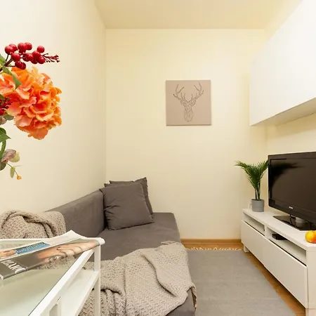Micro Apartment Miaczynska By Noclegi Renters Warsaw Exterior photo
